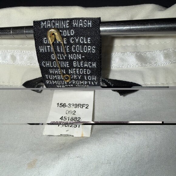 Moda International Button Up Shirt Women’s Size 2XS Ivory Long Sleeve Collared - Picture 4 of 16